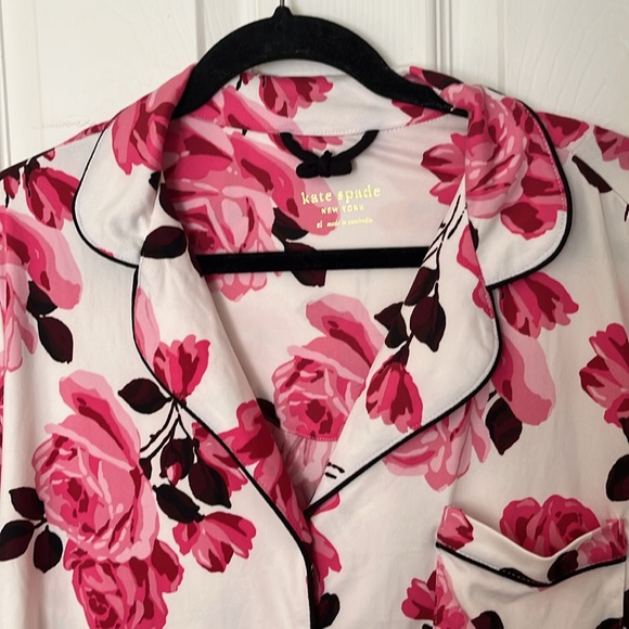 KateSpade NWOT rose floral pajama top short sleeve notch collar button pocket XL - Picture 2 of 15